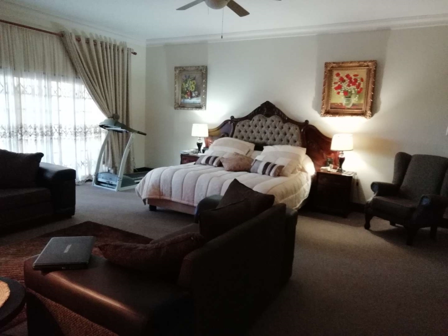 5 Bedroom Property for Sale in Keidebees Northern Cape